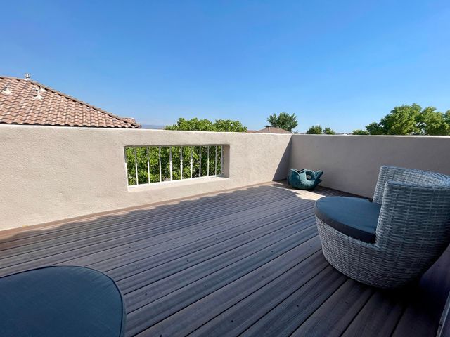 10400 Ridgecircle Drive NW, Albuquerque, NM 87114