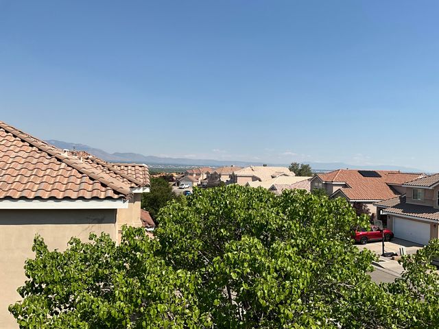 10400 Ridgecircle Drive NW, Albuquerque, NM 87114