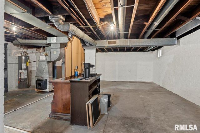 1307 S Pasfield Street, Springfield, IL 62704