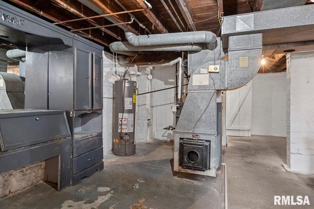 1307 S Pasfield Street, Springfield, IL 62704