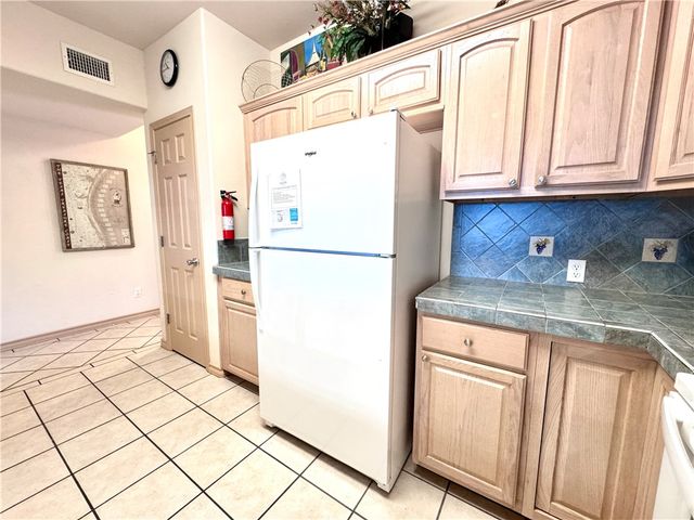 14427 Compass St B11, Corpus Christi, TX 78418