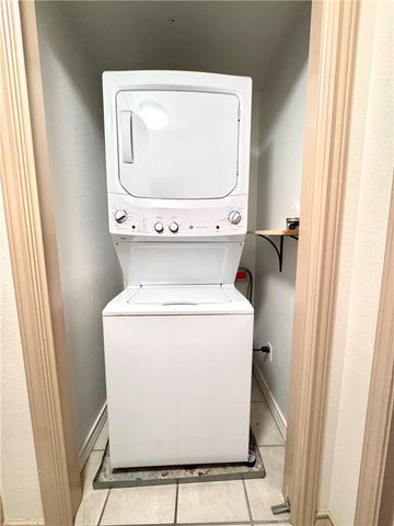 14427 Compass St B11, Corpus Christi, TX 78418