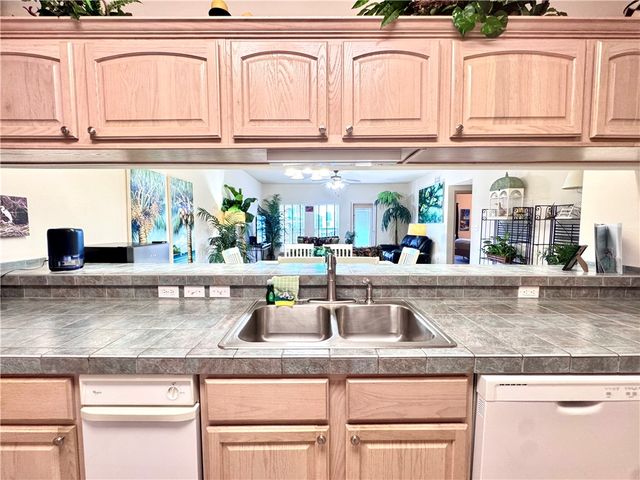 14427 Compass St B11, Corpus Christi, TX 78418