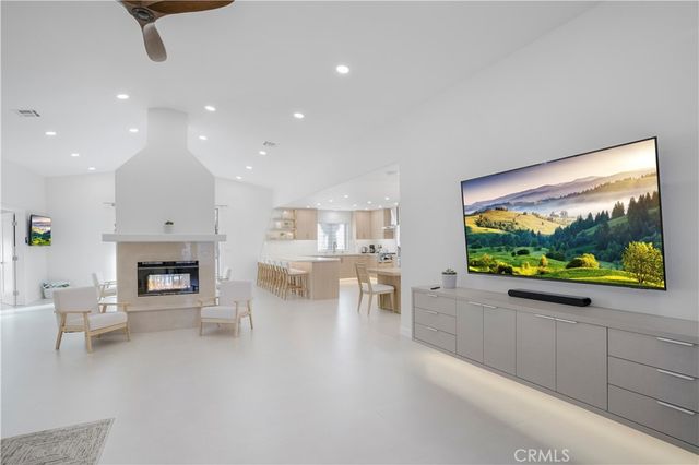 68135 Tachevah Drive, Cathedral City, CA 92234