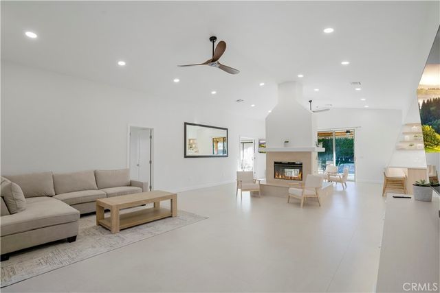 68135 Tachevah Drive, Cathedral City, CA 92234