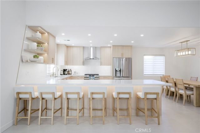 68135 Tachevah Drive, Cathedral City, CA 92234