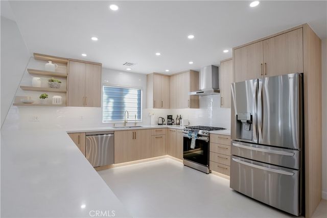 68135 Tachevah Drive, Cathedral City, CA 92234