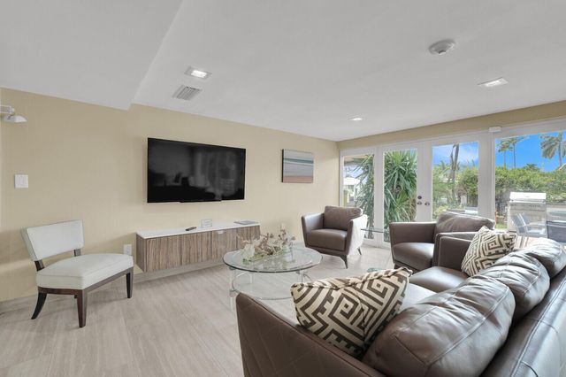 140 NE 28th Avenue 502, Pompano Beach, FL 33062