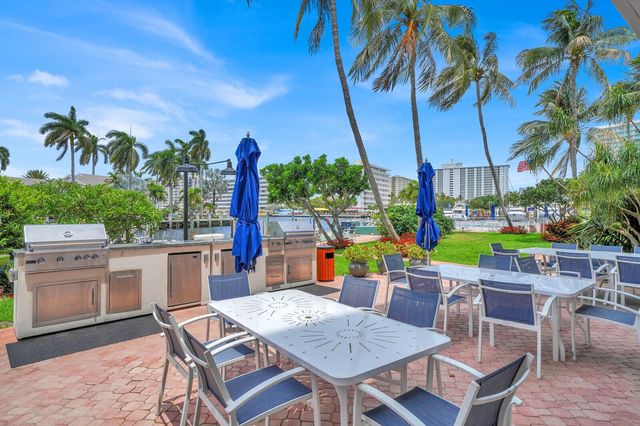 140 NE 28th Avenue 502, Pompano Beach, FL 33062