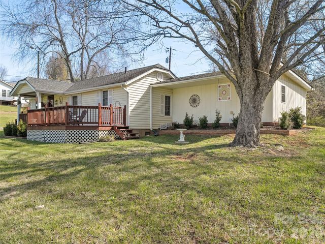 19 Mingus Street, Canton, NC 28716