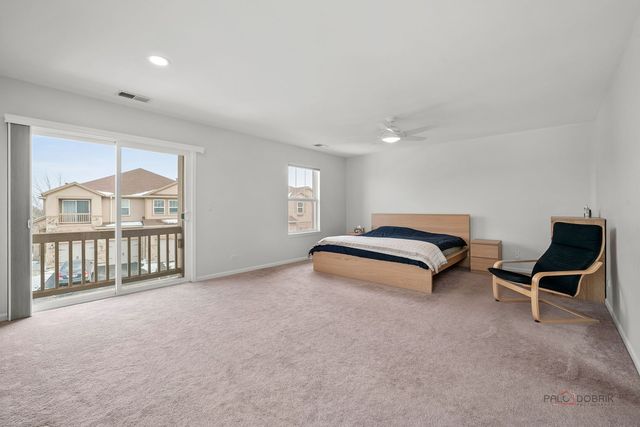 1824 Crenshaw Circle 1824, Vernon Hills, IL 60061