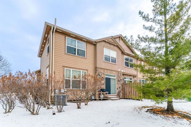 1824 Crenshaw Circle 1824, Vernon Hills, IL 60061