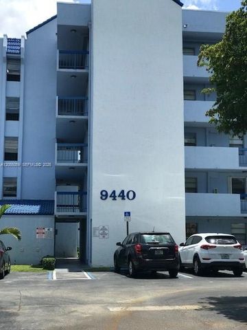 9440 Fontainebleau Blvd 514, Miami, FL 33172