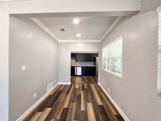315 W Market Street, Mabank, TX 75147