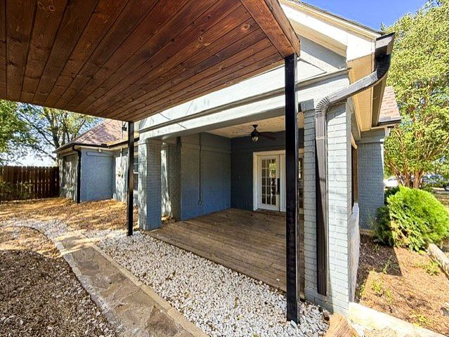 315 W Market Street, Mabank, TX 75147