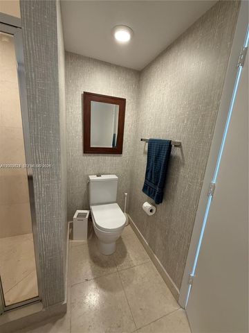 465 Brickell Ave 619, Miami, FL 33131