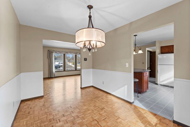 3170 Walnut Grove Lane N, Plymouth, MN 55447