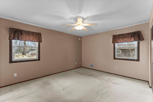 3170 Walnut Grove Lane N, Plymouth, MN 55447