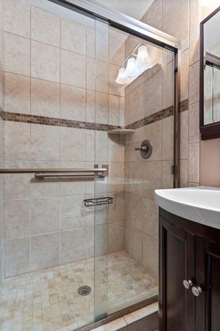 3170 Walnut Grove Lane N, Plymouth, MN 55447