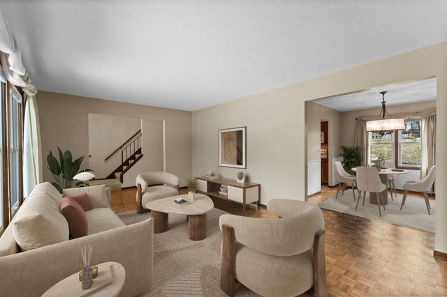 3170 Walnut Grove Lane N, Plymouth, MN 55447