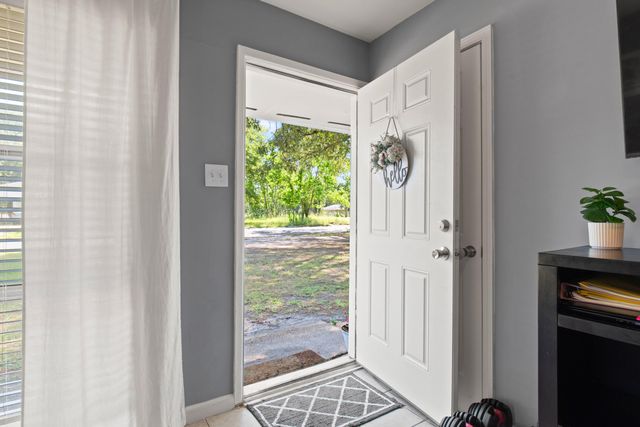 1402 Aaron Ave, Leesville, LA 71446