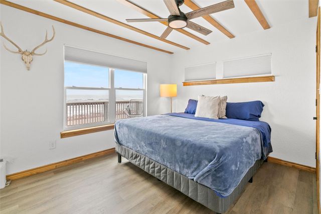 902 Beach Drive, Surfside Beach, TX 77541