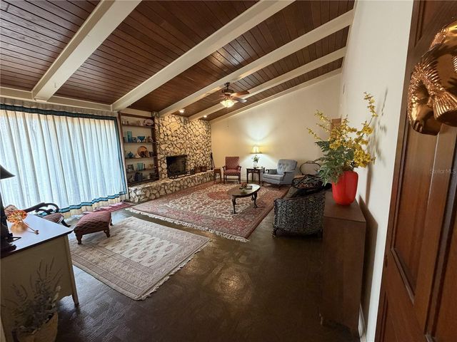 3925 SE 17TH STREET, Ocala, FL 34471
