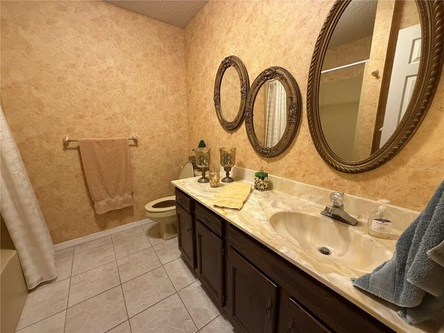 3925 SE 17TH STREET, Ocala, FL 34471