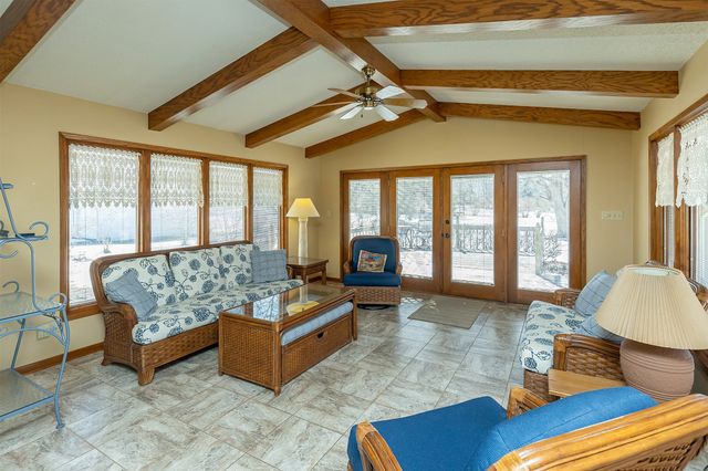 5224 NW 63rd Place, Johnston, IA 50131