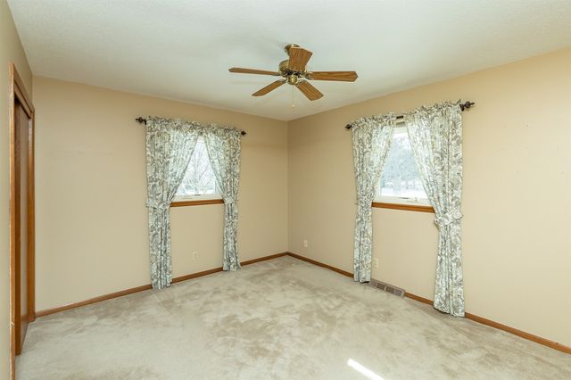 5224 NW 63rd Place, Johnston, IA 50131