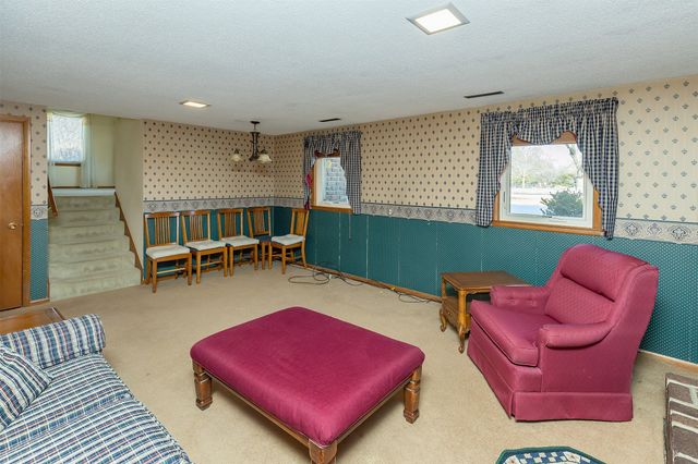 5224 NW 63rd Place, Johnston, IA 50131