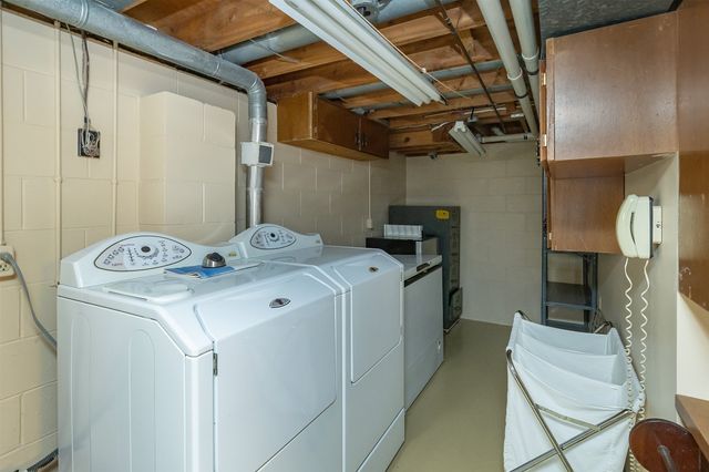 5224 NW 63rd Place, Johnston, IA 50131