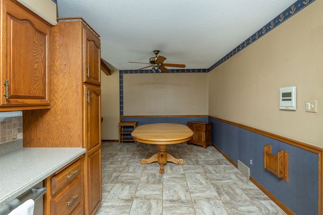 5224 NW 63rd Place, Johnston, IA 50131