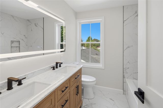14 Raphael Avenue, Providence, RI 02904