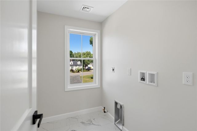 14 Raphael Avenue, Providence, RI 02904