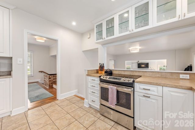 6929 Knightswood Drive, Charlotte, NC 28226