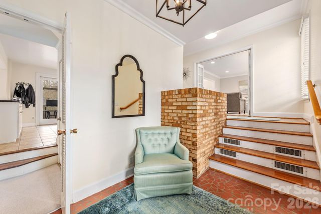 6929 Knightswood Drive, Charlotte, NC 28226