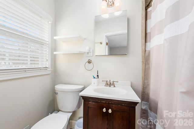 6929 Knightswood Drive, Charlotte, NC 28226