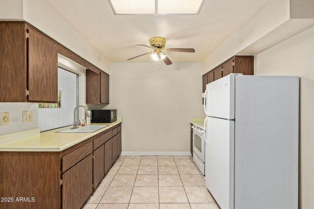 10893 W SANTA FE Drive, Sun City, AZ 85351