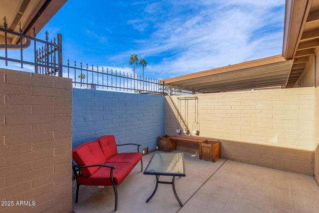 10893 W SANTA FE Drive, Sun City, AZ 85351