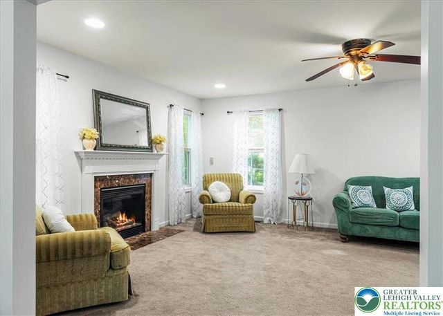 210 Swartsburo Drive, Pike, PA 18371