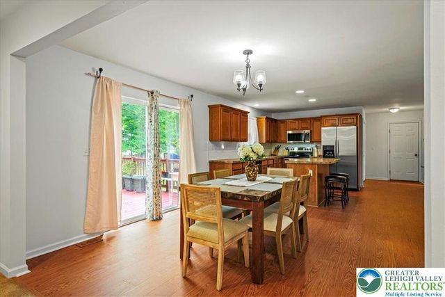 210 Swartsburo Drive, Pike, PA 18371