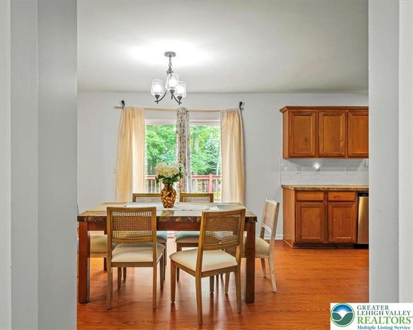 210 Swartsburo Drive, Pike, PA 18371