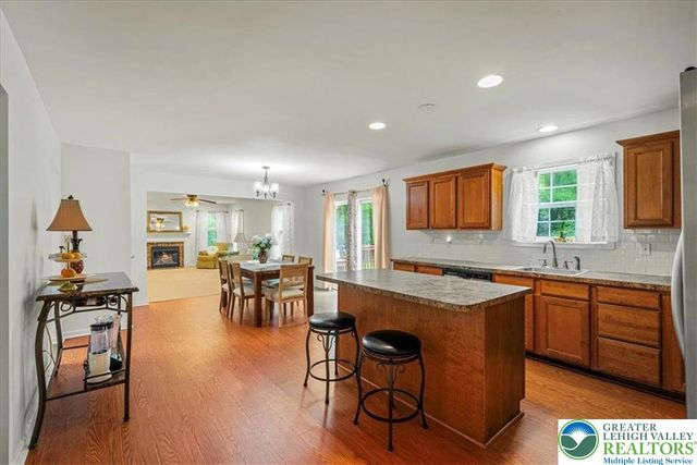 210 Swartsburo Drive, Pike, PA 18371