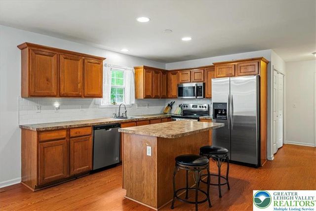 210 Swartsburo Drive, Pike, PA 18371