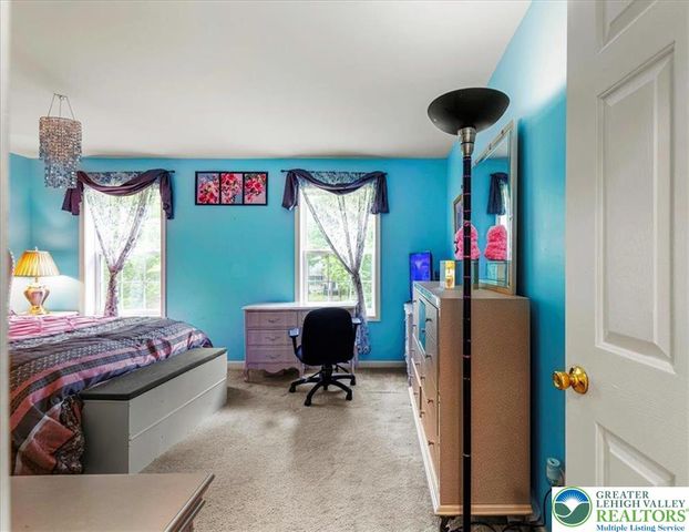 210 Swartsburo Drive, Pike, PA 18371