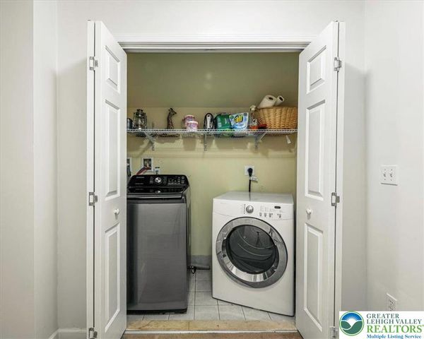 210 Swartsburo Drive, Pike, PA 18371