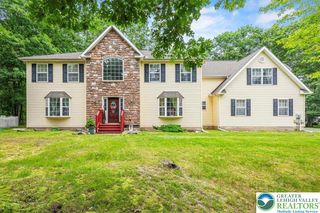210 Swartsburo Drive, Pike, PA 18371
