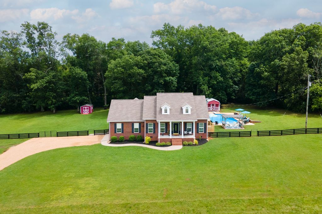 2040 Old Highway 99, Chapel Hill, TN 37034