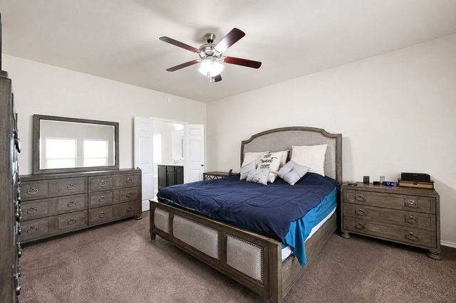 401 Sandhurst Drive, Crowley, TX 76036
